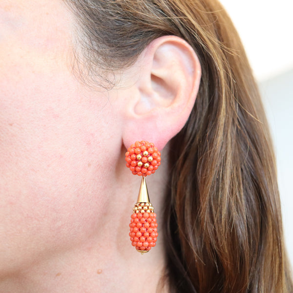 NEAPOLITAN Vintage Vivid Red Coral Dangle-Drops Earrings In 18Kt Yellow Gold