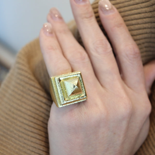 DAVID WEBB Massive Architectural Geometric Cocktail Ring In Solid 18Kt Yellow Gold