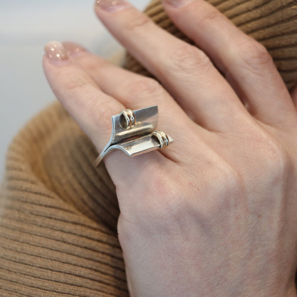 CARTIER 1970 Modernist Sculptural Ring In 14Kt Yellow Gold & Solid Sterling