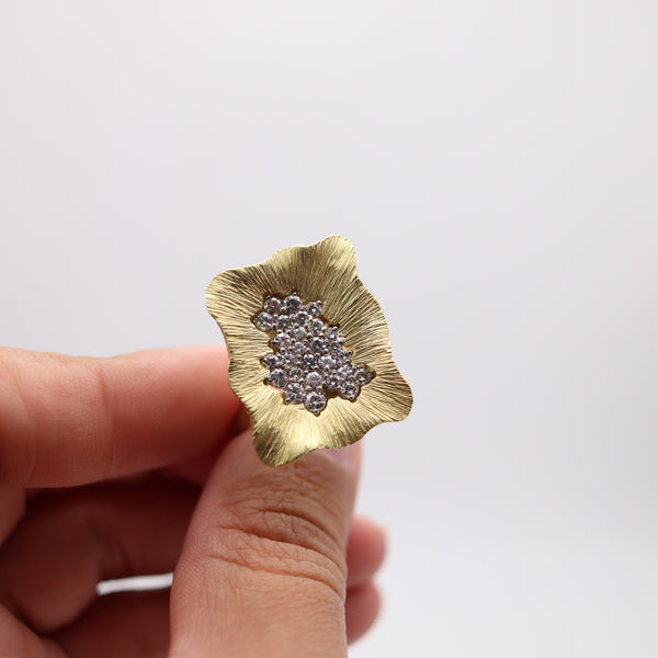 LA TRIOMPHE 1970 Sculptural Cocktail Ring In 18Kt Gold With 1.78 Ctw Diamonds