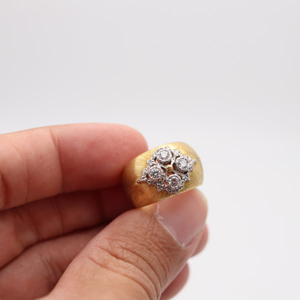 MARIO BUCCELLATI Milano Baroque Ring In Two Tones of 18Kt Gold With Diamonds