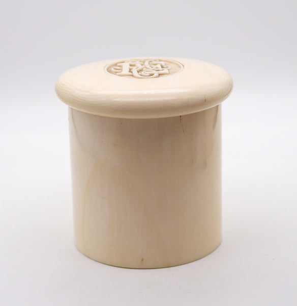 EDWARDIAN 1900 British Round Tall Box Carved In Ivory