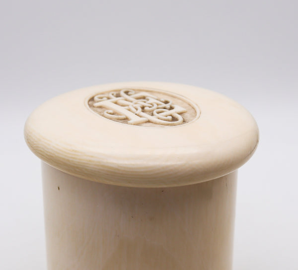 EDWARDIAN 1900 British Round Tall Box Carved In Ivory