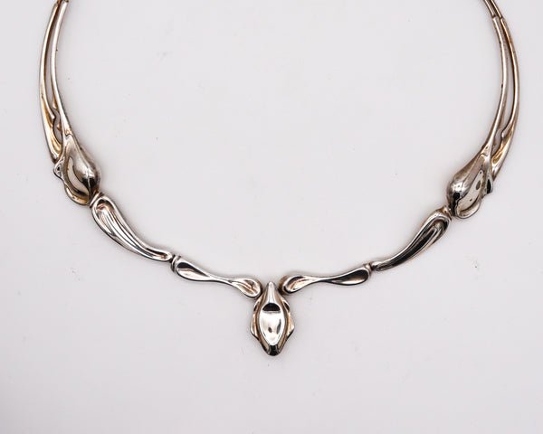 TIFFANY & CO. Elsa Peretti Sculptural Scorpion Necklace In .925 Sterling Silver In Box