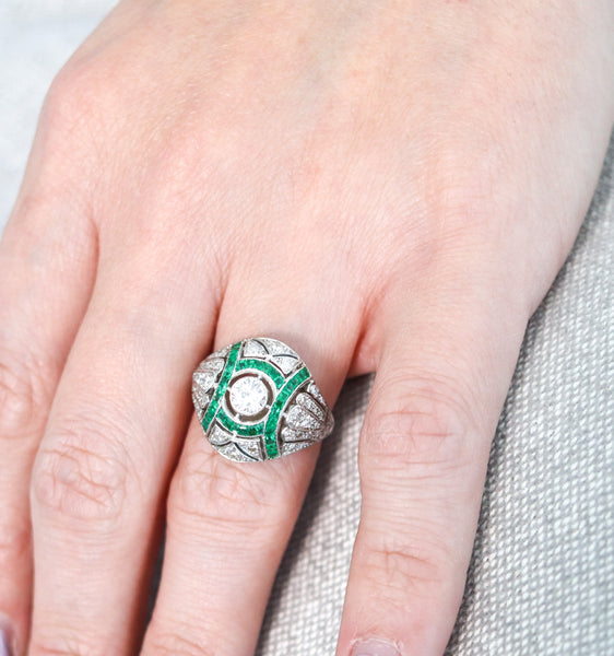 -Art Deco 1930 Cocktail Bombe Ring In Platinum With 3.19 Ctw Diamonds And Emeralds