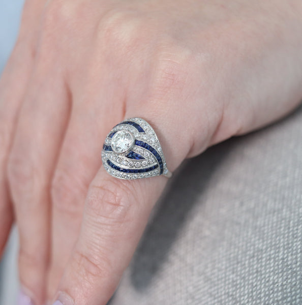 -Art Deco 1930 Bombe Cocktail Ring In Platinum With 2.85 Ctw Diamonds And Sapphires