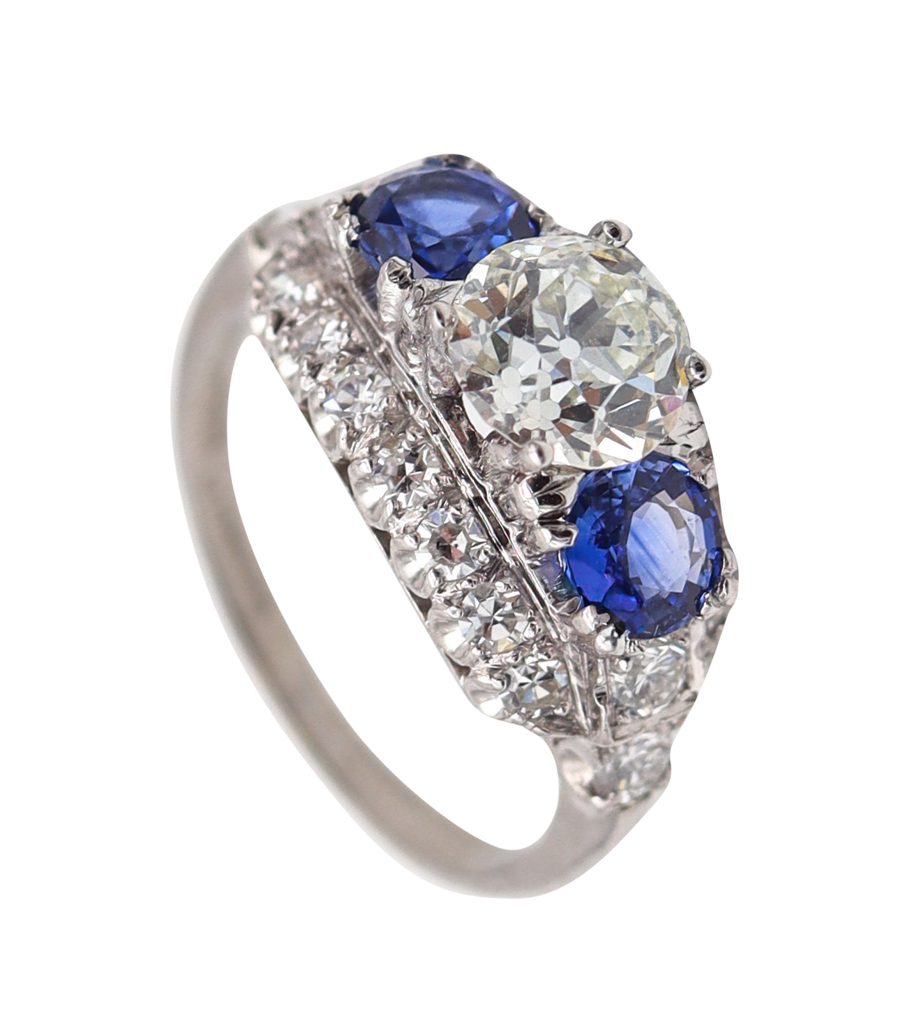 ART DECO 1925 Three-Gemstones Platinum Ring With 3.89 Ctw Diamonds & Sapphires