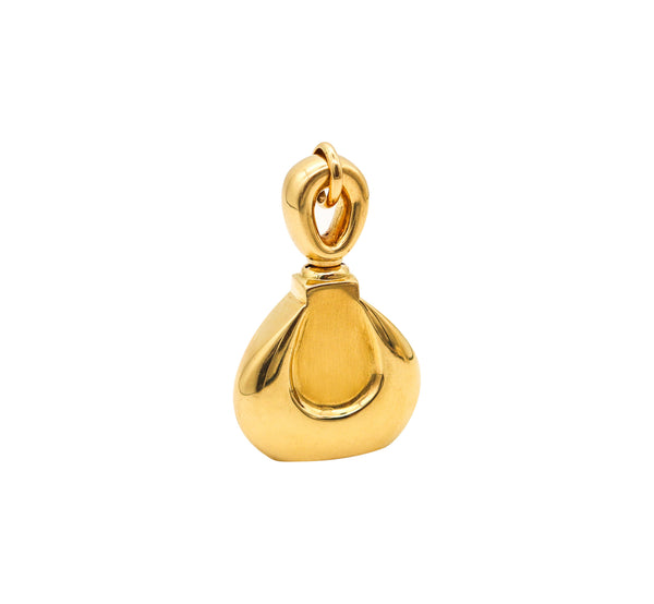 VAN CLEEF & ARPELS 1976 Paris Pendant Perfume Bottle In Solid 18Kt Yellow Gold