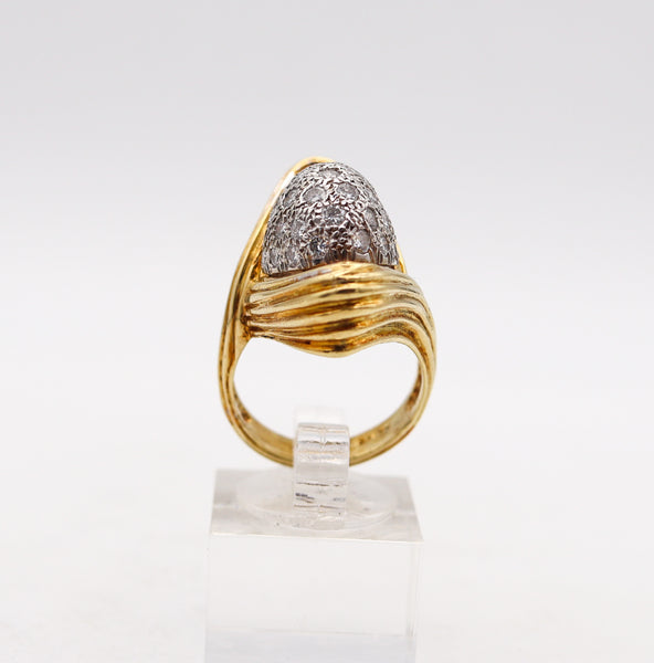 MODERNIST 1970 Cocktail Ring In 18Kt Gold With 1.70 Ctw In Diamonds