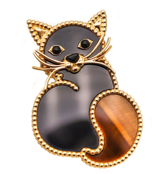 VAN CLEEF & ARPELS Paris Stylized Cat Brooch In 18Kt Gold With Precious Carvings