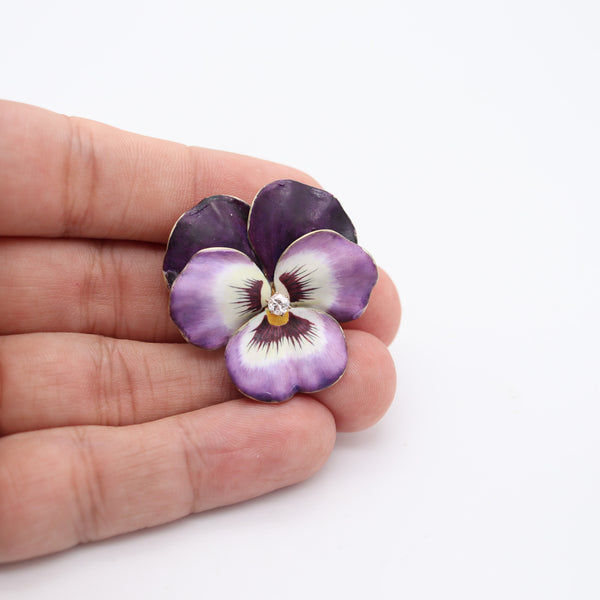 HEDGE & CO. 1900 Art Nouveau Purple Enamel Pansy Brooch In 14Kt Gold Diamond