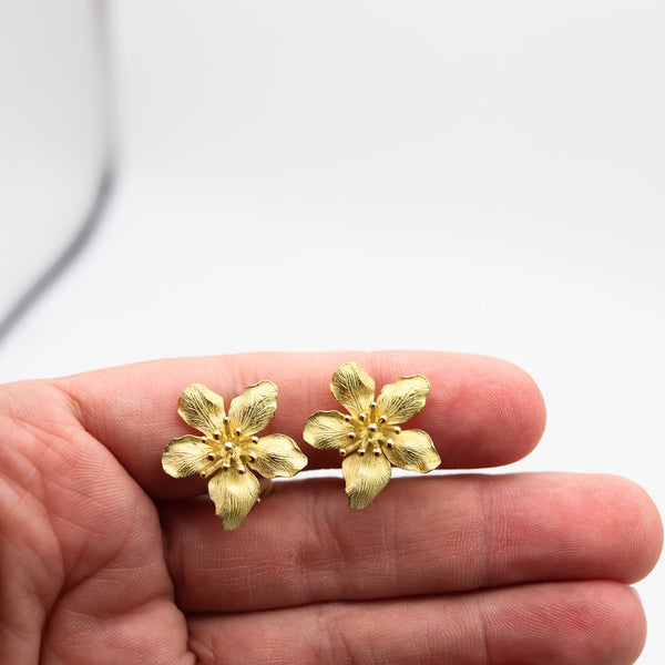 TIFFANY & CO. 1970 Flowers Clips On Earrings In Solid 18Kt Yellow Gold