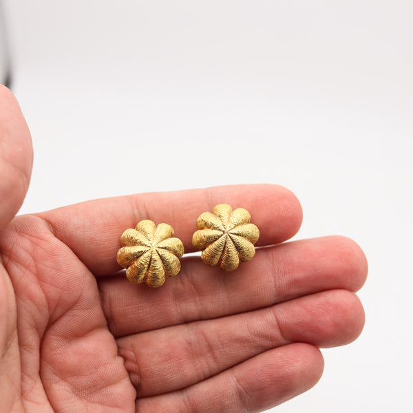 TIFFANY & CO. Textured Doomed Clips On Earrings In 18Kt Yellow Gold