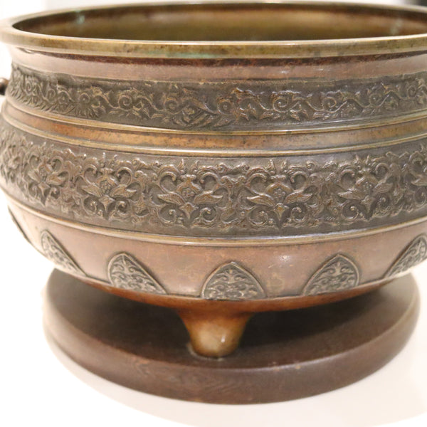 MEIJI 1868 Imperial Japan Round Hibachi Vase In Bronze With Carved Wood Base