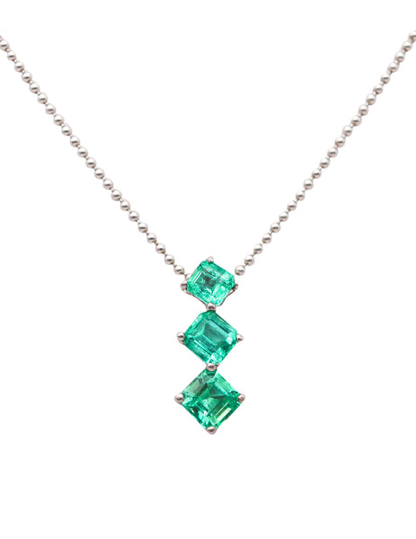 COLOMBIAN EMERALDS Necklace Chain Pendant In 14Kt White Gold With 1.65 Carats