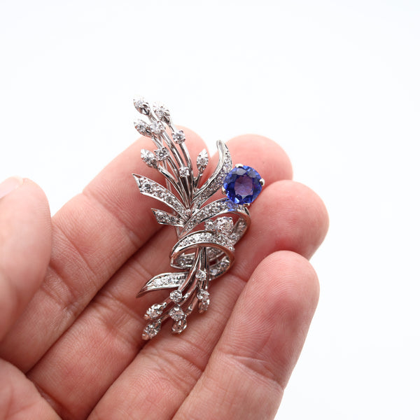 ART-DEC0 1950 Brooch In 14Kt White Gold With 4.35 Cwt Diamonds & Sapphires