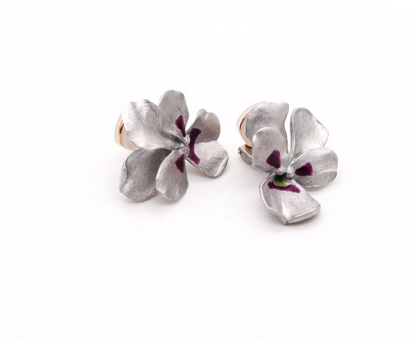 JAR PARIS Pansy Flowers Clips On Earrings In 18Kt Gold and Aluminum