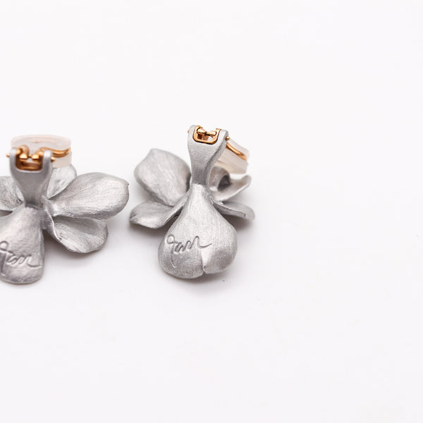 JAR PARIS Pansy Flowers Clips On Earrings In 18Kt Gold and Aluminum