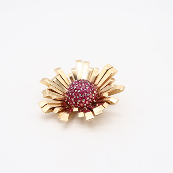TIFFANY & CO. 1950 Retro-Modern Brooch 18Kt Yellow Gold With 6.48 Cwt Rubies