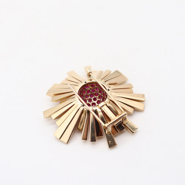 TIFFANY & CO. 1950 Retro-Modern Brooch 18Kt Yellow Gold With 6.48 Cwt Rubies