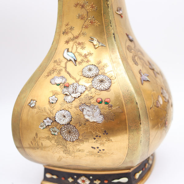 SHIBAYAMA Meiji 1880 Imperial Japan Pair Of Lacquered-Gilded Vases With Carvings