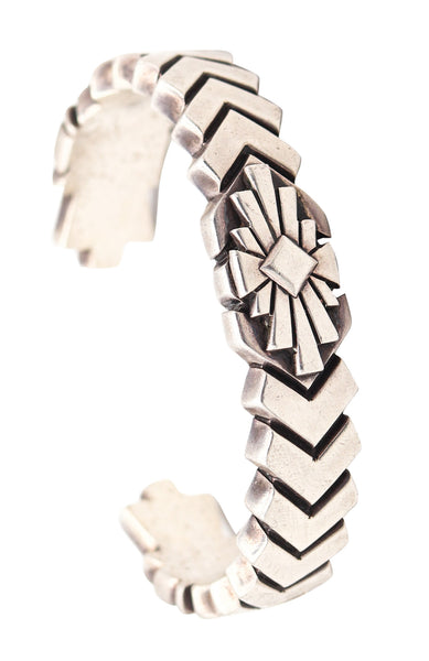 ZUNI 1970 Native American Geometric Bold Cuff In Solid .925 Sterling Silver