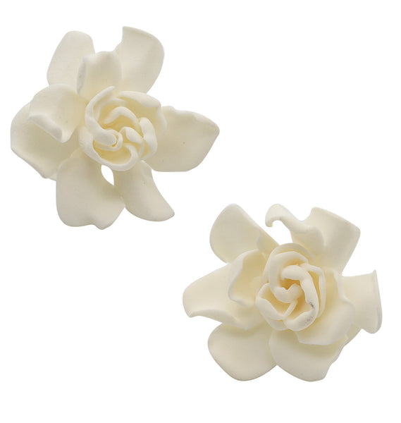 JAR PARIS Clips On White Gardenias Earrings In 18Kt Gold and Resin