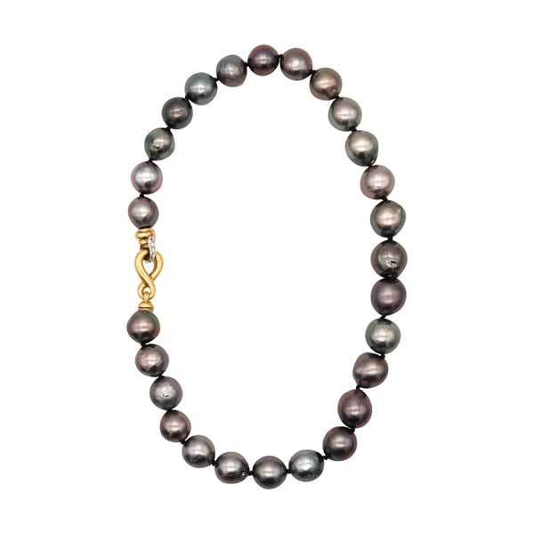 MODERN Tahitian Black-Gray Pearls Necklace In 18Kt Gold With VS Diamonds