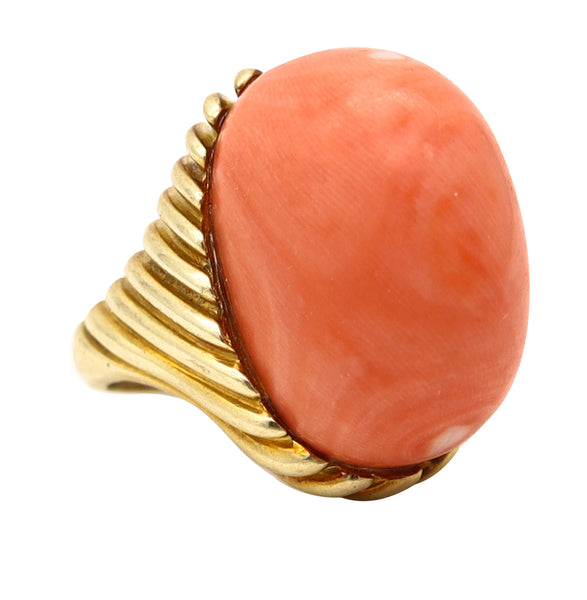 ITALIAN 1960 Modernist Fluted Cocktail Ring In 14Kt Gold & Oversized Coral