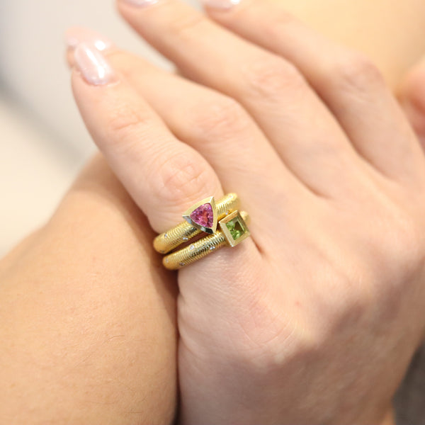 PAUL MORELLI Ring-Band In 18Kt Gold With Diamonds & Vivid Green Peridot