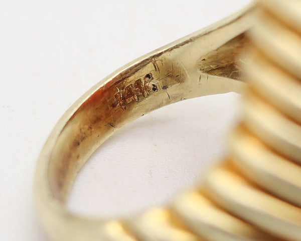 ITALIAN 1960 Modernist Fluted Cocktail Ring In 14Kt Gold & Oversized Coral