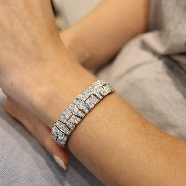 CARTIER Paris-London Flexible Bracelet In 18Kt White Gold With 15.96 Ctw Diamonds