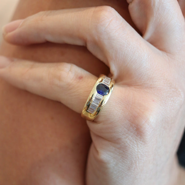 TIFFANY & CO Chevalier Ring In 18Kt Gold With 1.49 Ctw Diamonds And Sapphire