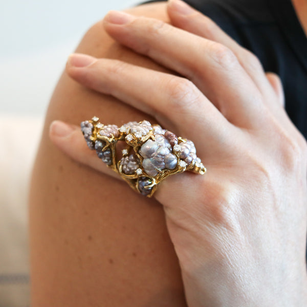 JAMES ARNOLD FREW 1960 Sculptural Cocktail Ring In 14Kt Gold With Pearls & Diamonds