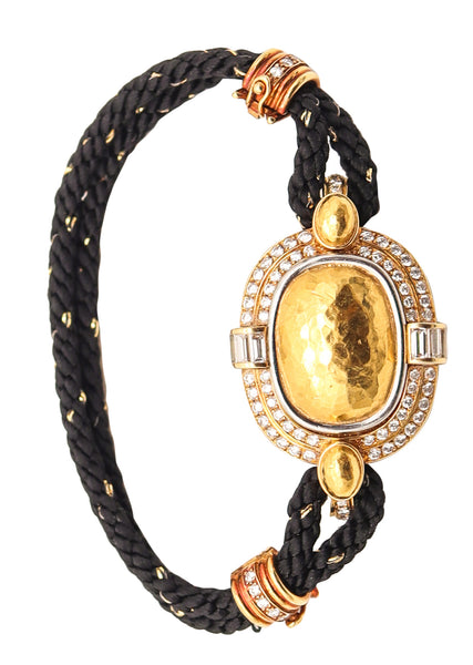 CHAUMET Paris Concealed Lady Wristwatch In 18Kt Gold With 1.82 Cwt. VS Diamonds