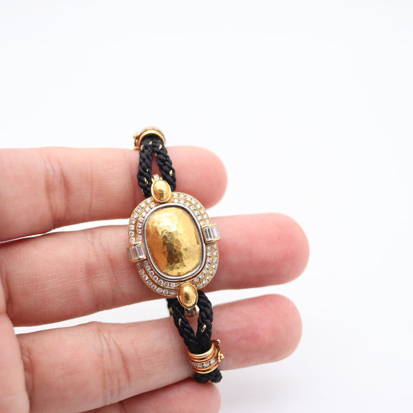 CHAUMET Paris Concealed Lady Wristwatch In 18Kt Gold With 1.82 Cwt. VS Diamonds