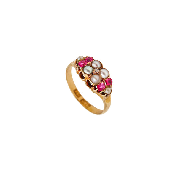 -Victorian 1880 Ring In 18Kt Yellow Gold With Rubies And Round White Pearls