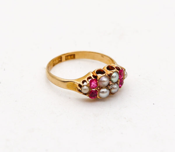 -Victorian 1880 Ring In 18Kt Yellow Gold With Rubies And Round White Pearls