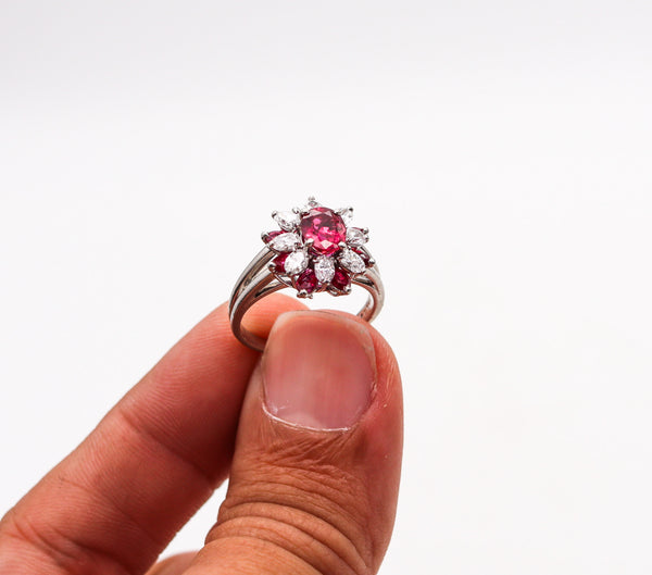 -Oscar Heyman Cocktail Ring In 18Kt Gold With 2.62 Ctw In Diamonds And Rubies