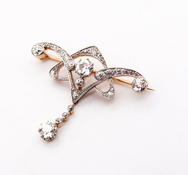 EDWARDIAN 1905 Belle Epoque Brooch In 18Kt Gold platinum With 2.74 Ctw In Diamonds