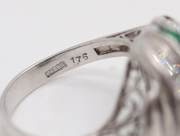 ART DECO 1940 Cocktail Ring In Platinum With Ctw Carre Diamonds & Emeralds