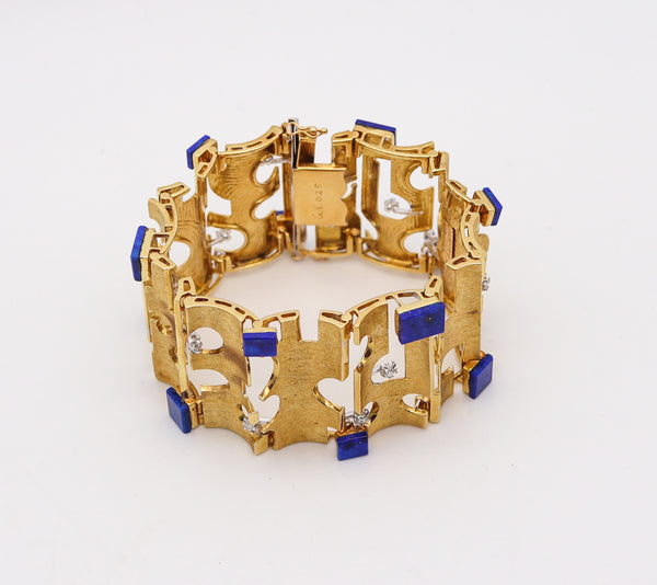 BENVENUTO GALOPPI 1970 Sculptural Bracelet In 18Kt Gold with Lapis & Diamonds