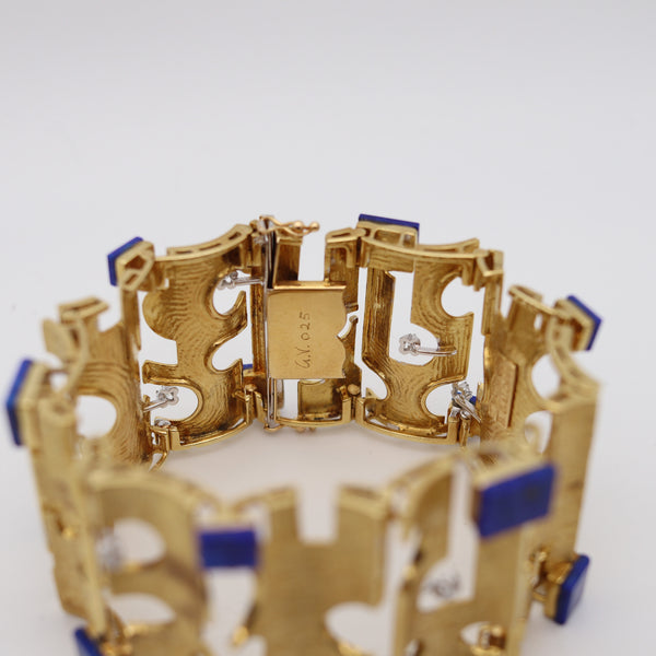 BENVENUTO GALOPPI 1970 Sculptural Bracelet In 18Kt Gold with Lapis & Diamonds