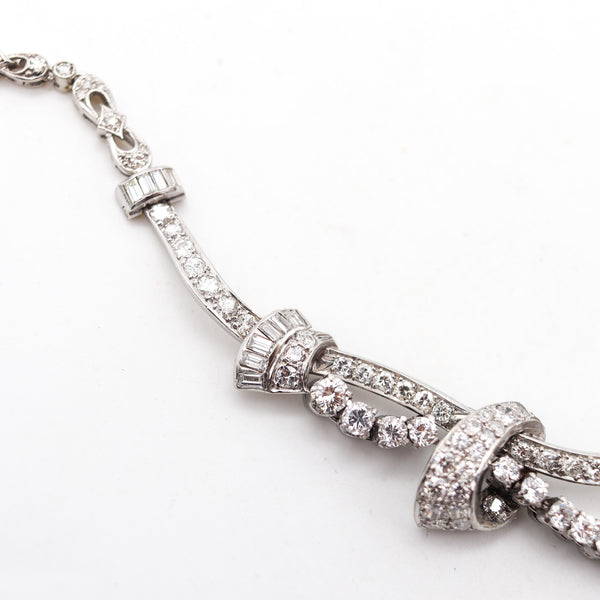 -Art Deco 1935 American Garlands Necklace In Platinum With 12.68 Ctw In Diamonds