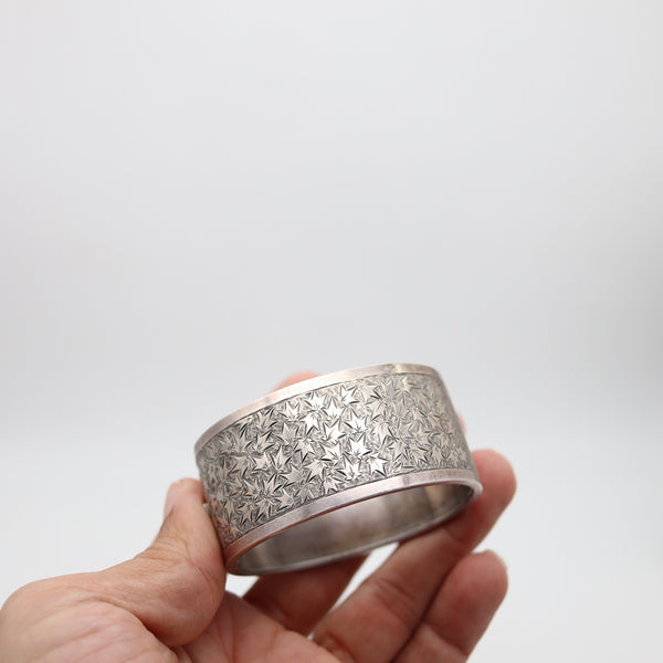 VICTORIAN 1890 Bangle Bracelet In .900 Sterling Silver With Foliage Patterns