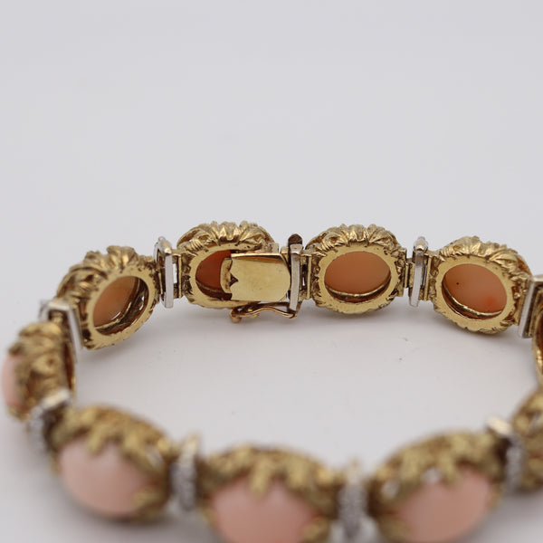 LA TRIOMPHE 1970 Modernist Bracelet 14Kt Gold With 53.38 Ctw In Diamonds And Coral