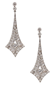 ART DECO 1930 Dangle Earrings In Platinum With 5.78 Ctw In European Diamonds