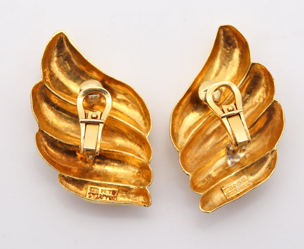 ZOLOTAS Greece Fluted Free Forms Clips On Earrings In Solid 22Kt Yellow Gold