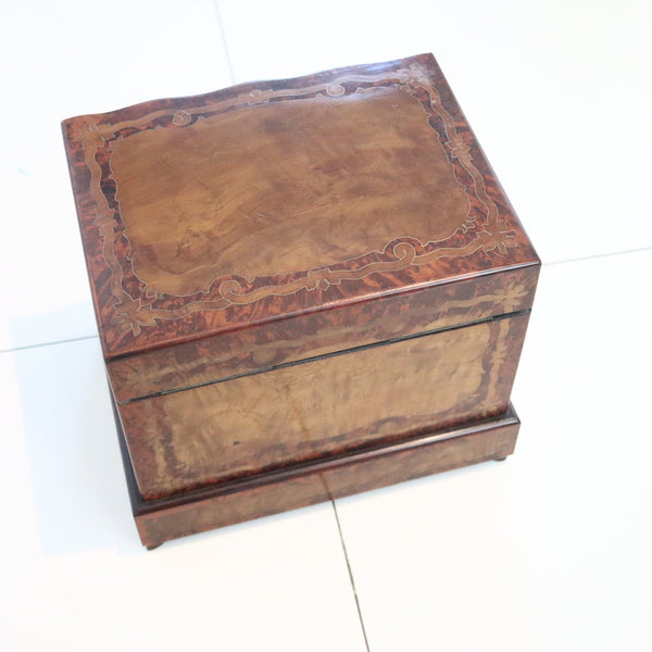 TANTALUS 1860 French Napoleon IIII Liquor Cabined In Precious Woods And Glass