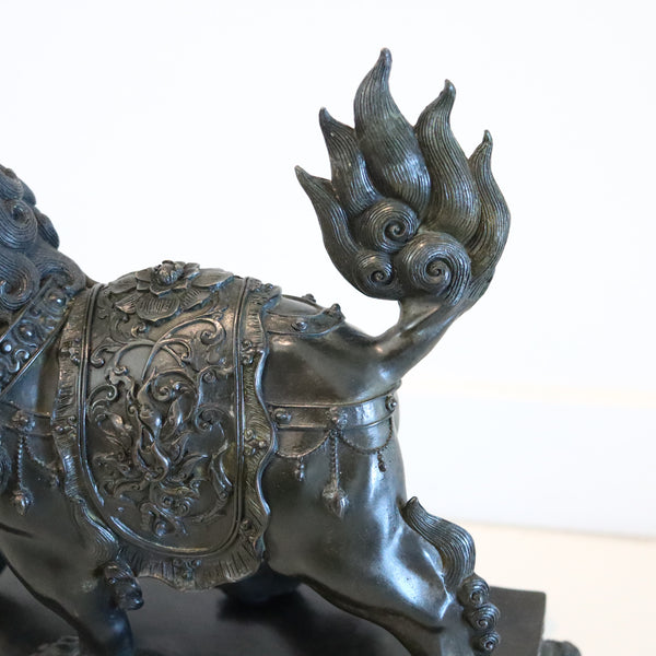 QING DYNASTY 1900 Antique Foo-Dog Sculpture In Solid Patinated Bronze